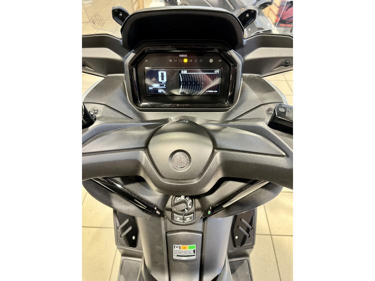 YAMAHA X-MAX 125 TECH MAX