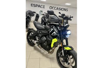 TRIUMPH TRIDENT 660