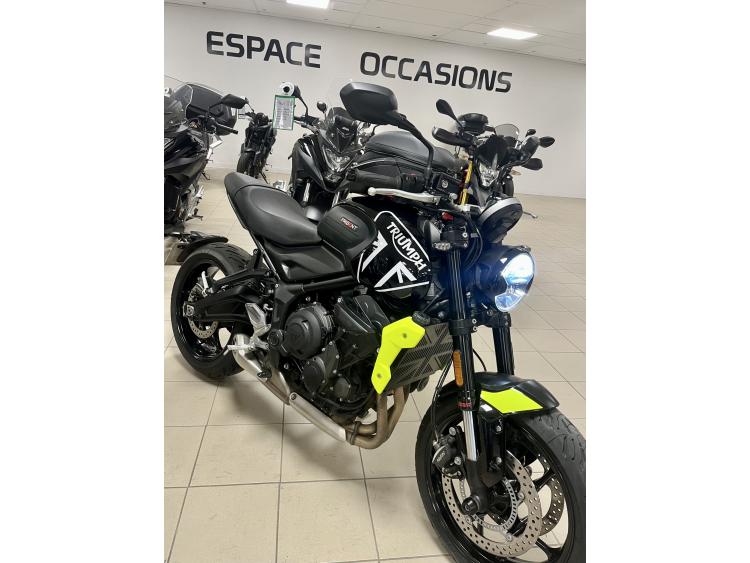 TRIUMPH TRIDENT 660