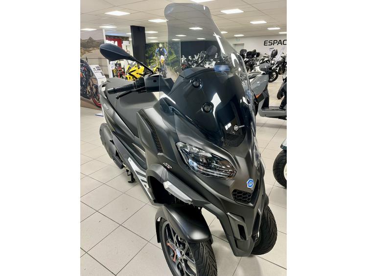 PIAGGIO MP3 530 HPE EXCLUSIVE