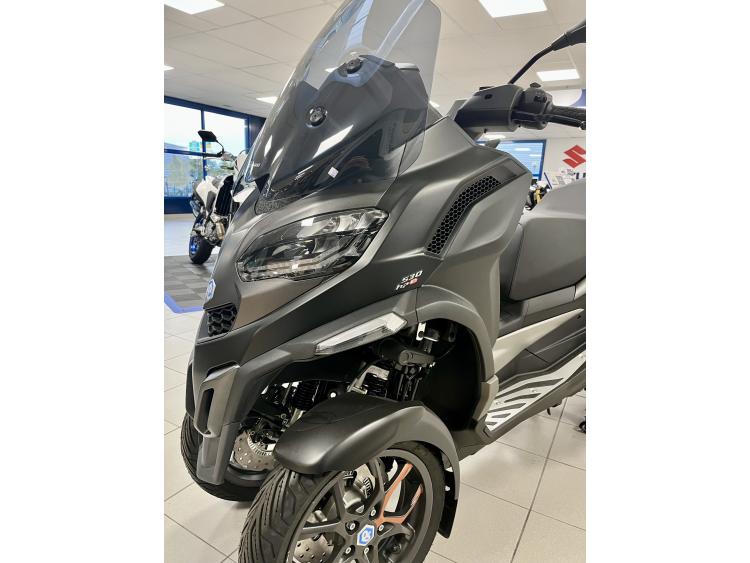 PIAGGIO MP3 530 HPE EXCLUSIVE