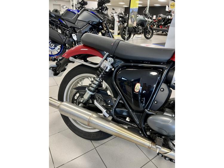 BSA GOLDSTAR 650