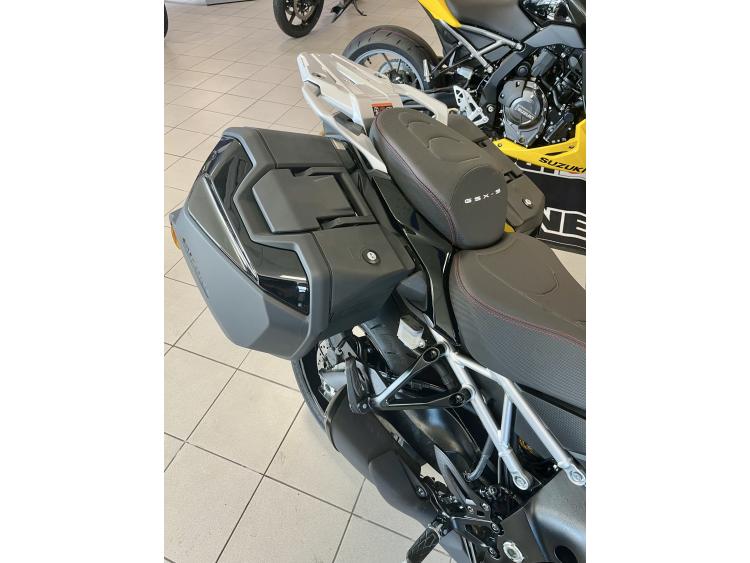 SUZUKI GSX-S 1000 GX (Pack GX+)