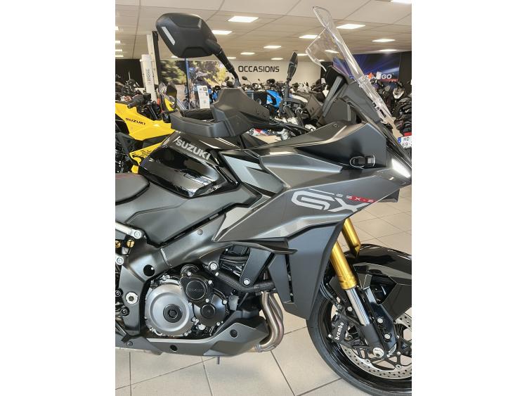 SUZUKI GSX-S 1000 GX (Pack GX+)