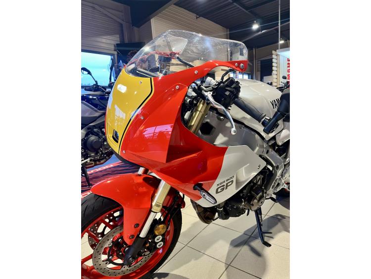 YAMAHA XSR 900 GP