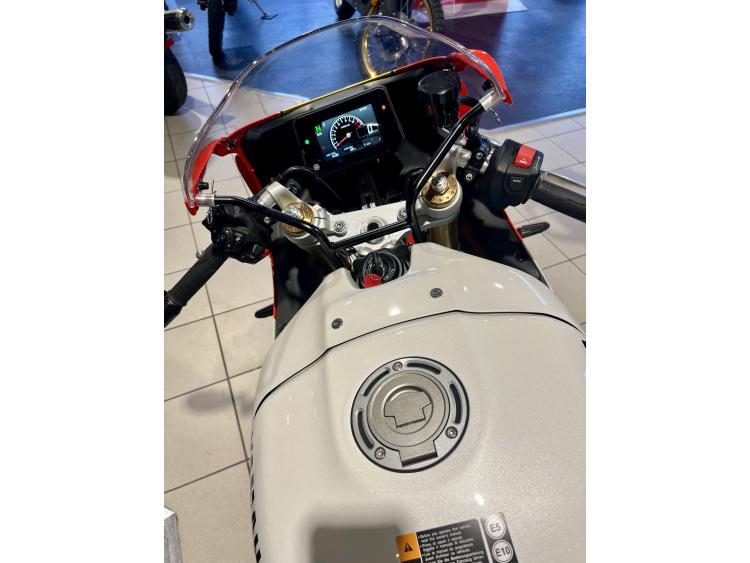 YAMAHA XSR 900 GP
