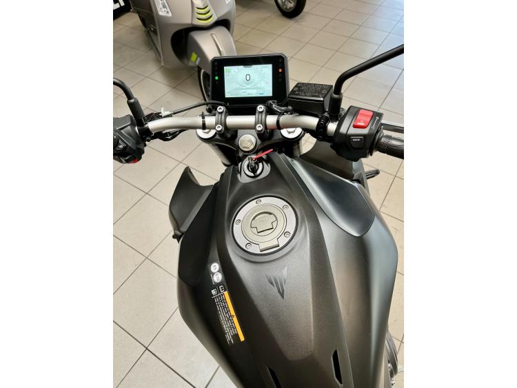 YAMAHA MT-07 (47.5CV)